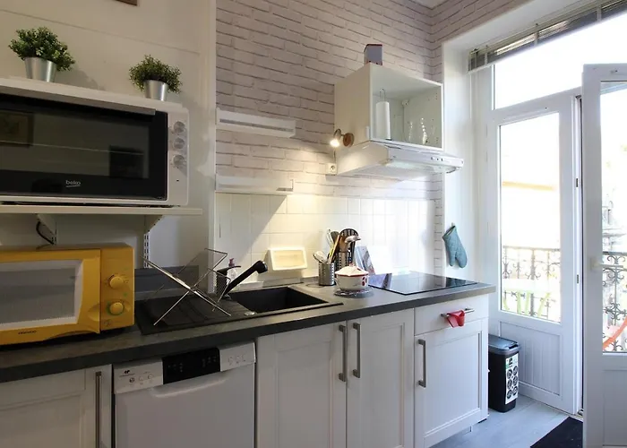 Апартаменты T2 Bis Avec Balcon Au Centre De La Bourboule, Proche Des Thermes, 4 Pers, Wifi - Fr-1-608-238 Ла-Бурбуль