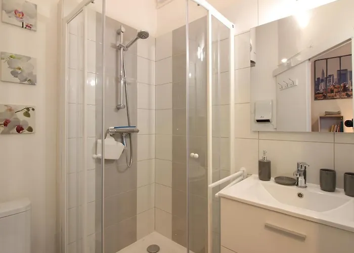 T2 Bis Avec Balcon Au Centre De La Bourboule, Proche Des Thermes, 4 Pers, Wifi - Fr-1-608-238 Ла-Бурбуль