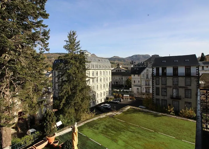 Апартаменты T2 Bis Avec Balcon Au Centre De La Bourboule, Proche Des Thermes, 4 Pers, Wifi - Fr-1-608-238